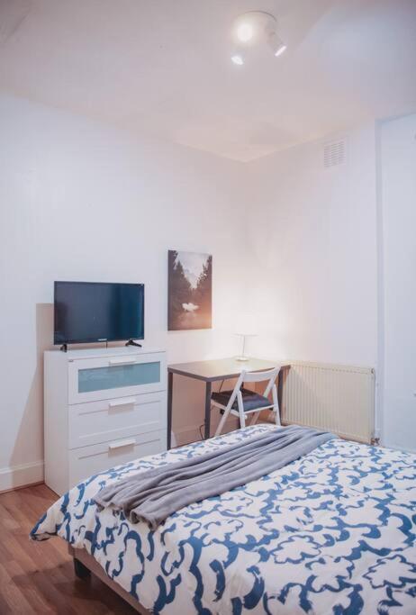 3 Bed Flat With Balcony Central Londyn Zewnętrze zdjęcie